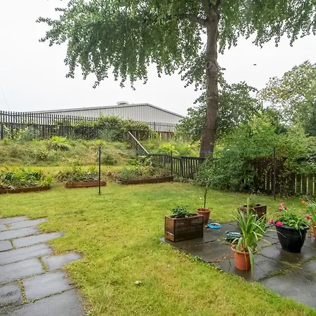 Quiet Retreat Free Parking - Pass The Keys Appartement *
