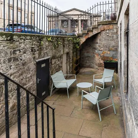 Διαμέρισμα Bnbnova - 1br - Steps From Calton Hill, Εδιμβούργο