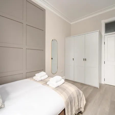Dean Park 2 Bedroom - * Edinburgh