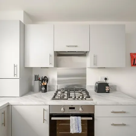 Pringle 2 Bedroom - *