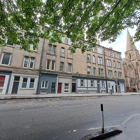 For 2-6 People In Edinburgh