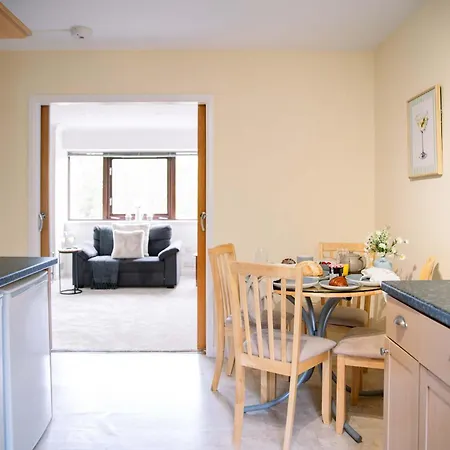 Appartement Homely 3 Bed With Private Parking Off Leith Walk Edinburgh