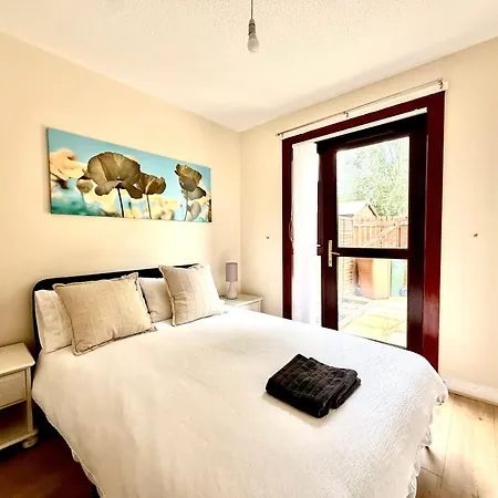 Craigour House - Superfast Wifi - Free Parking - 2br Sleeps 5 Appartement Edinburgh