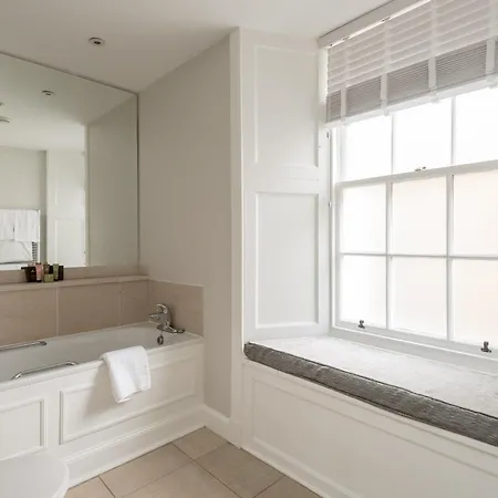 Appartement The Canter & Gallop At Hill Square Edinburgh