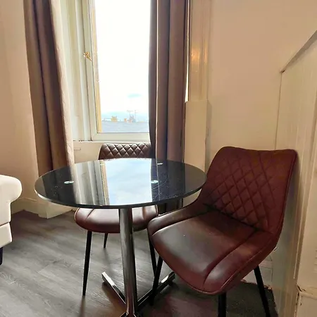 Morning Side 1 Bedroom * Edinburgh