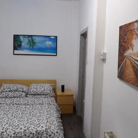 Festival - Ground Floor Flat *