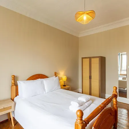Serene 2bdr Flat Near Old Town Appartement