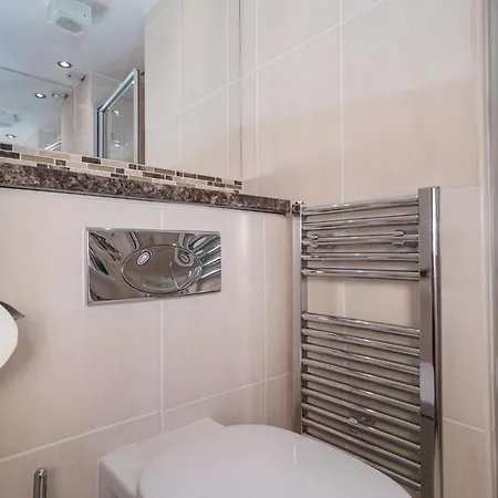 Appartement Charming 2-bedroom Flat In The Heart Of - Pass The Keys Edinburgh