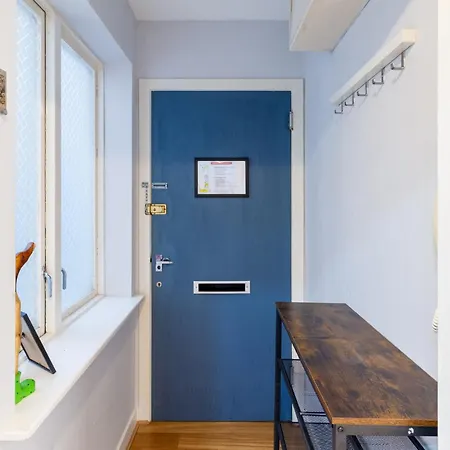 Lovely 2bdr Located Near Centre Edinburgh