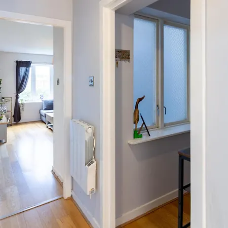 Lovely 2bdr Located Near Centre Appartement