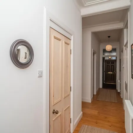 Leith Escape - Stylish 2br - Pass The Keys Appartement Edinburgh
