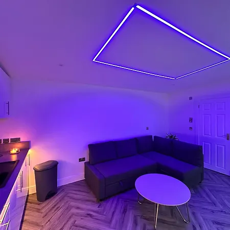'the Garden Room' Sleeps 2 - Wifi Parking Edinburgh