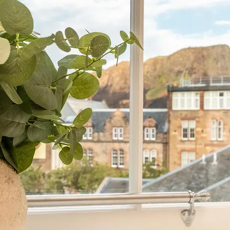 Appartement Charming 2-bedroom Flat In The Heart Of - Pass The Keys Edinburgh