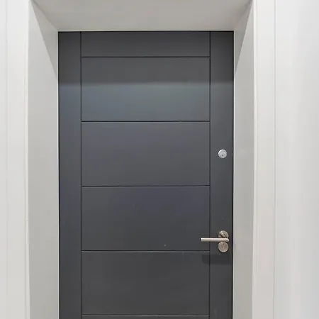 Stylish City-centre Two-bedroom エディンバラ