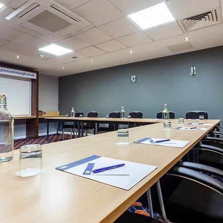 Hotel Express - Royal Mile By Ihg 3*