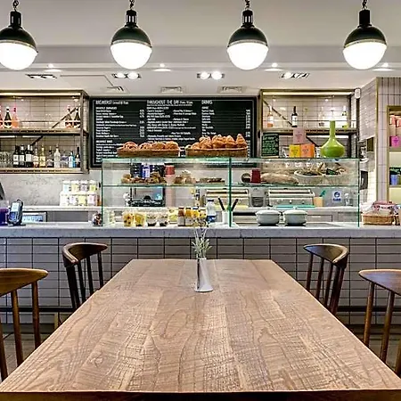 Hub By Premier Hotel
