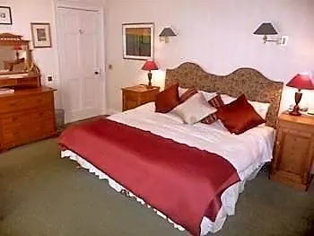 Spylaw Bank House 3*