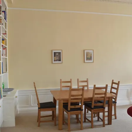 Traditional Georgian Flat In New Town Lägenhet Edinburg