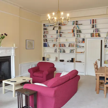 Traditional Georgian Flat In New Town * Edinburg