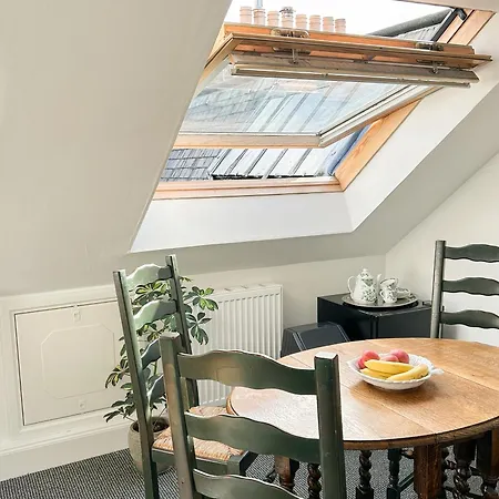 Entire Upper Floor In *