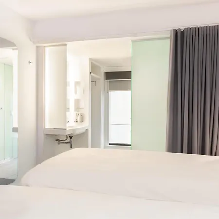 Yotel Edinburgh