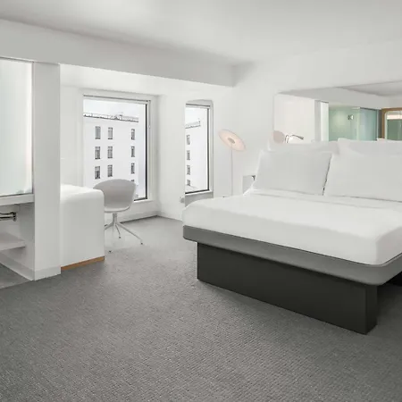 Yotel 4* Edinburgh