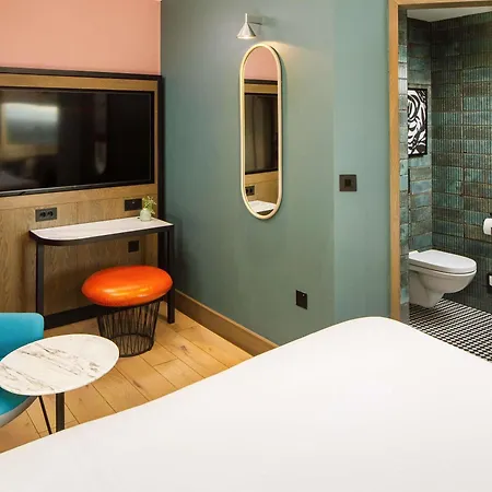 Ibis Styles St Andrew Square 酒店 3*