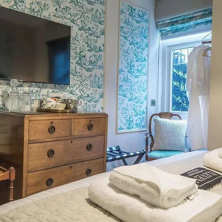 Hotel Eleven Stafford Street Townhouse (adults Only) 4*