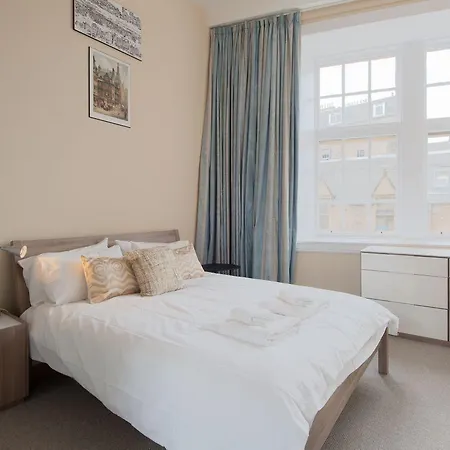 Royal Mile Mansions By Apartamento *