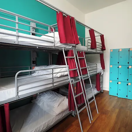 St Christophers 3*