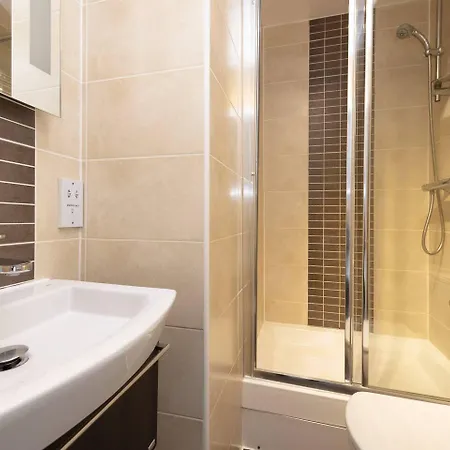 Joivy Haymarket 3* Edimburgo