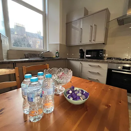Hotel No6 West Coates 3*