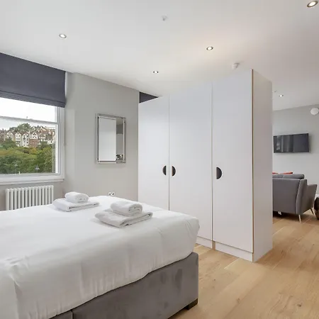 Destiny Scotland Hanover Apartment *