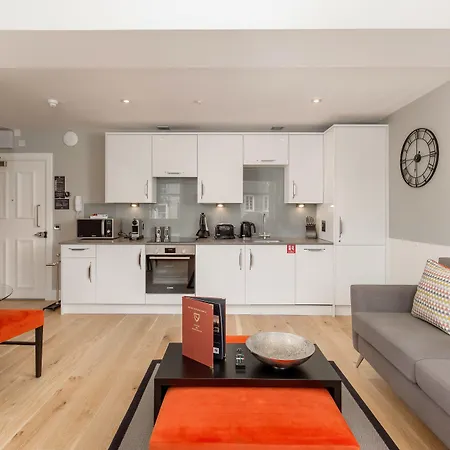 Destiny Scotland Hanover Apartment