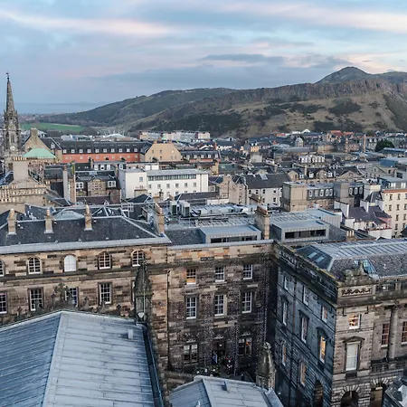 Hostal Code - The Court, Edimburgo