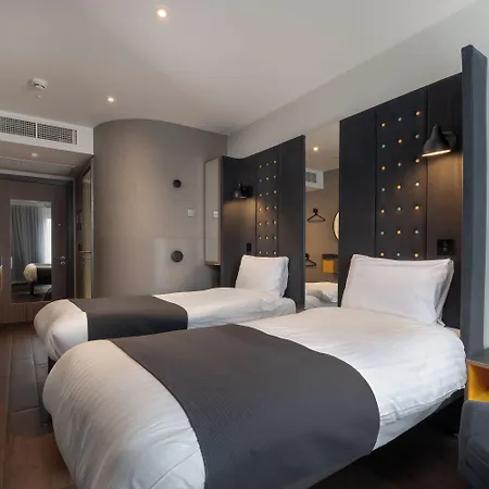 Point A Haymarket 3*