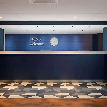 Travelodge 3* Edimburgo