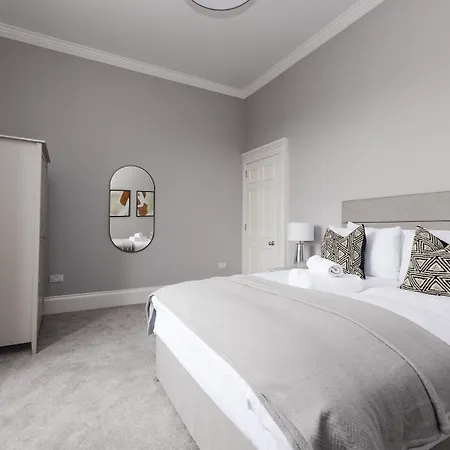 Joivy Luxurious On Notable George Street *