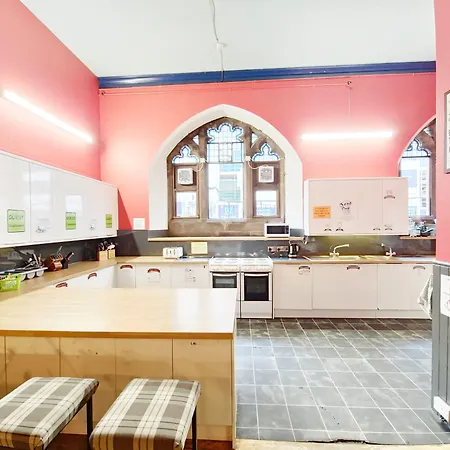 Belford Hostel *