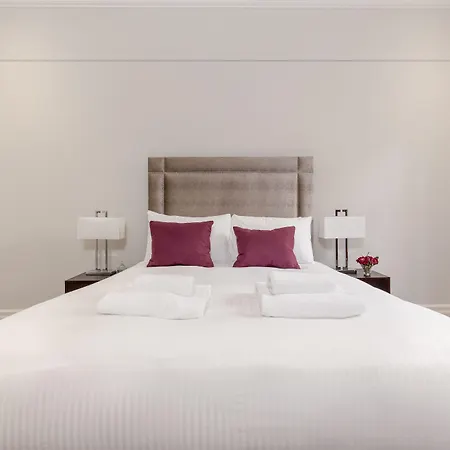 Destiny Scotland - Chisholm Hunter Apartment *
