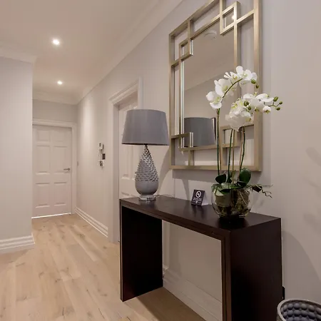 Destiny Scotland - Chisholm Hunter Apartment