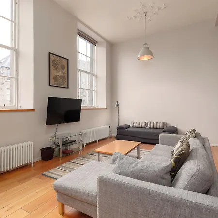 Destiny Scotland - Broughton St Lofts Edimburgo