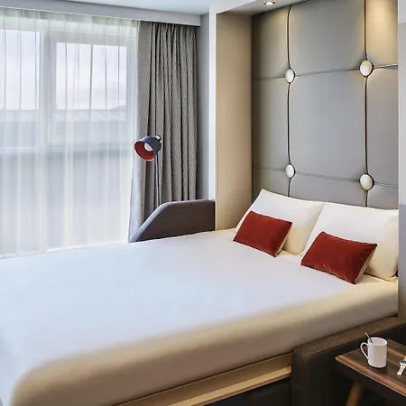 Adagio Royal Mile 4* إدنبرة