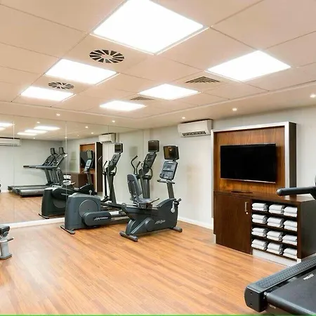 Courtyard By Marriott 4*