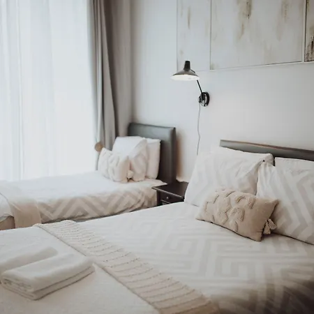16 Pilrig Bed and breakfast