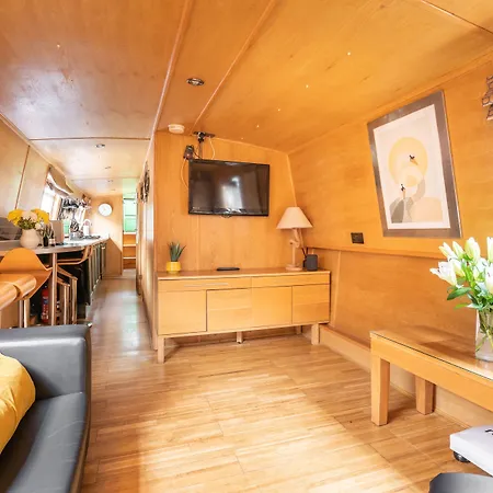 - Houseboats Bateau-hôtel Édimbourg