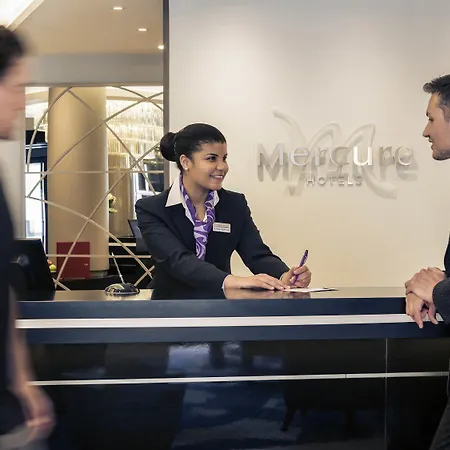 Mercure Haymarket 4*