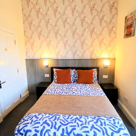 Bed & Breakfast Edinburgh Holiday Guest House 3*