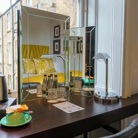 Black Ivy 4* Edinburgh