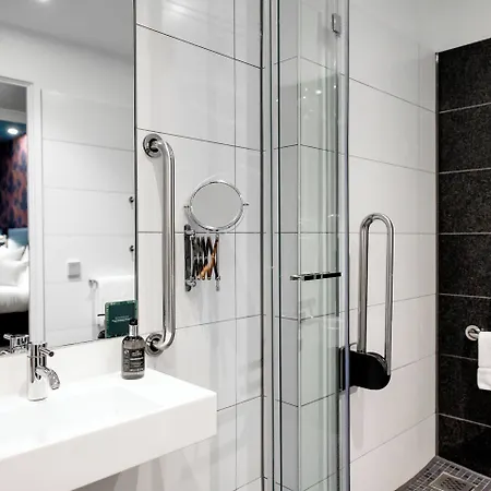 One Edinburgh-princes 3* Edimburgo
